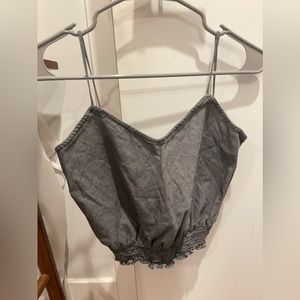 Grey cropped tank